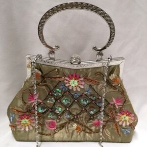 Vintage Olive Green Beaded Handbag with Silver Frame